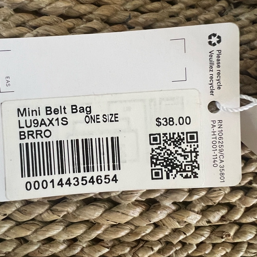 nwt lululemon mini belt bag - Picture 4 of 4